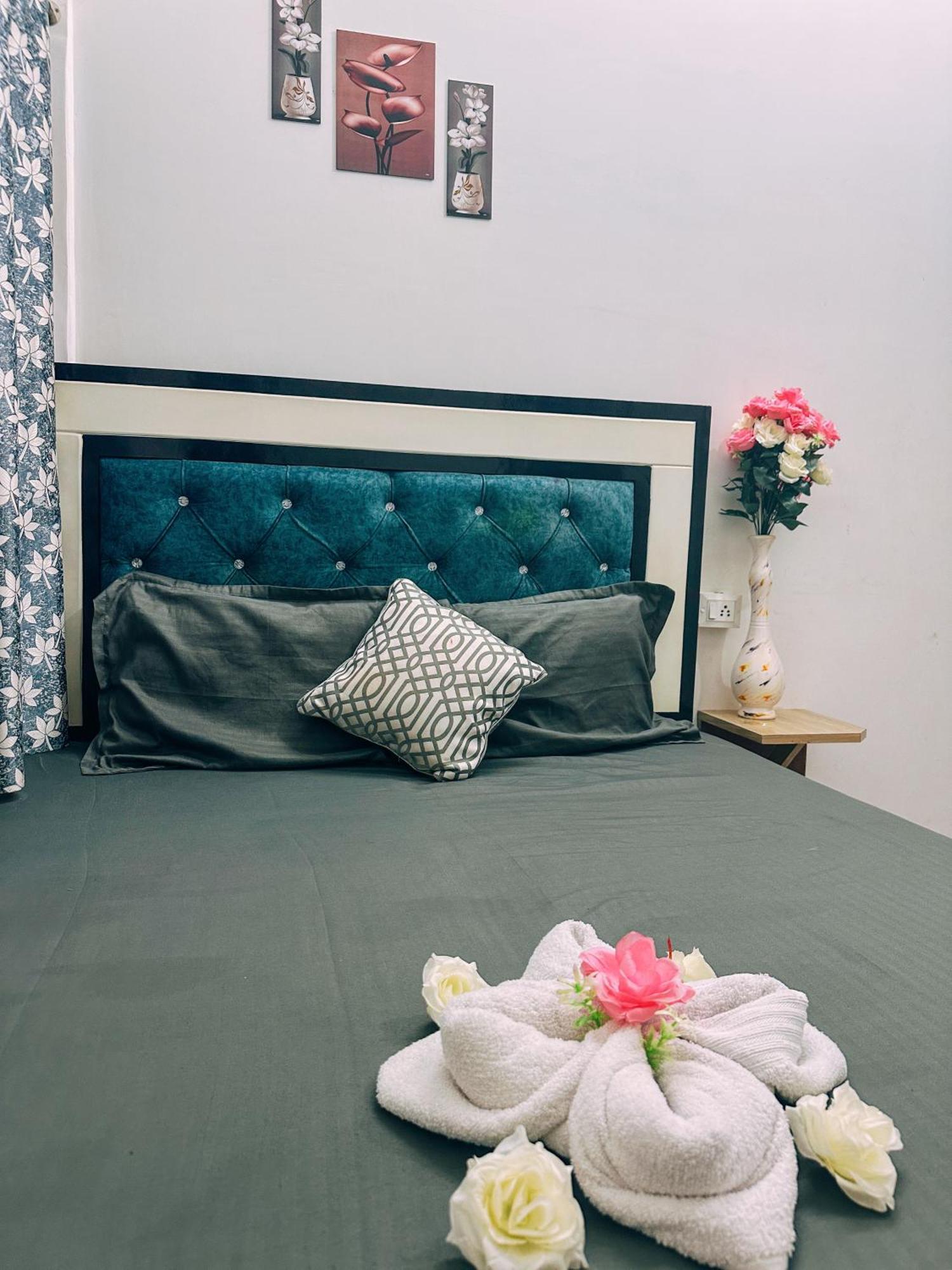 Shree K.B Guest House バラナシ エクステリア 写真